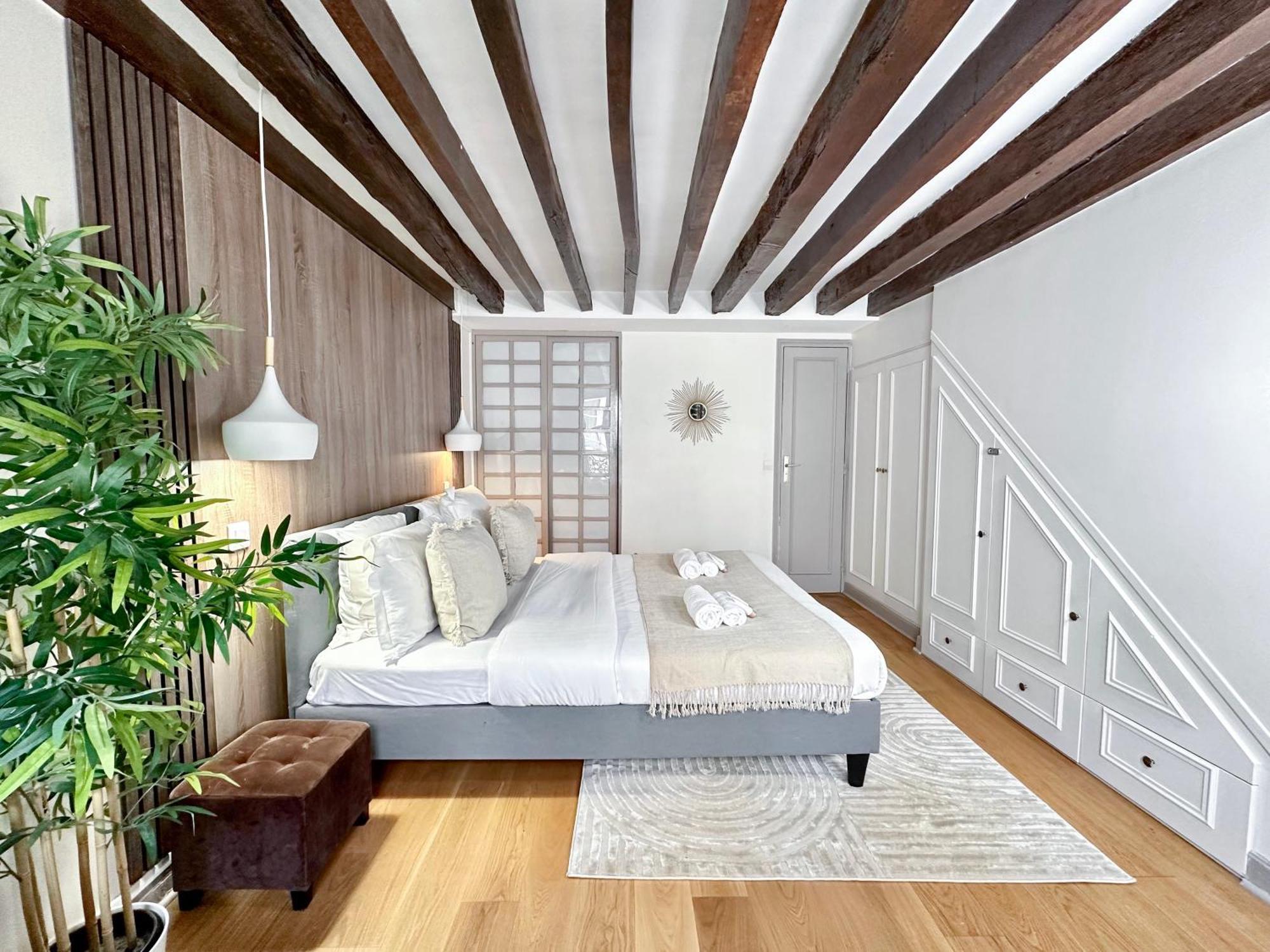Apartament Unique & Beautiful Duplex In Saint-Germain Paryż Zewnętrze zdjęcie